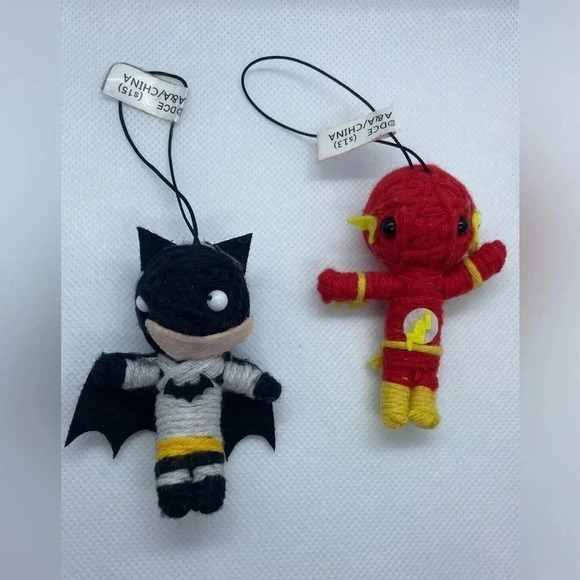 DC Comics - Batman & The Flash String Doll Keychain Voodoo Charm Figure - Picture 4 of 9